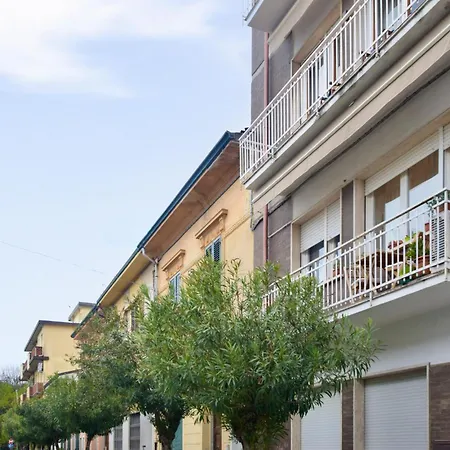 Apartment Stunning In Viareggio